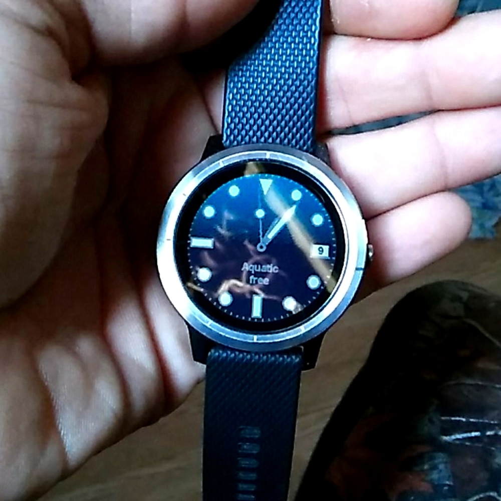 It's a garmin vivoactive3 smart watch
